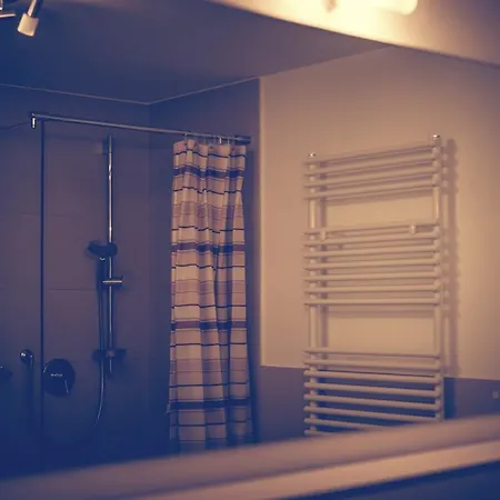 Im S'wirtshaus פרידריכסהאפן